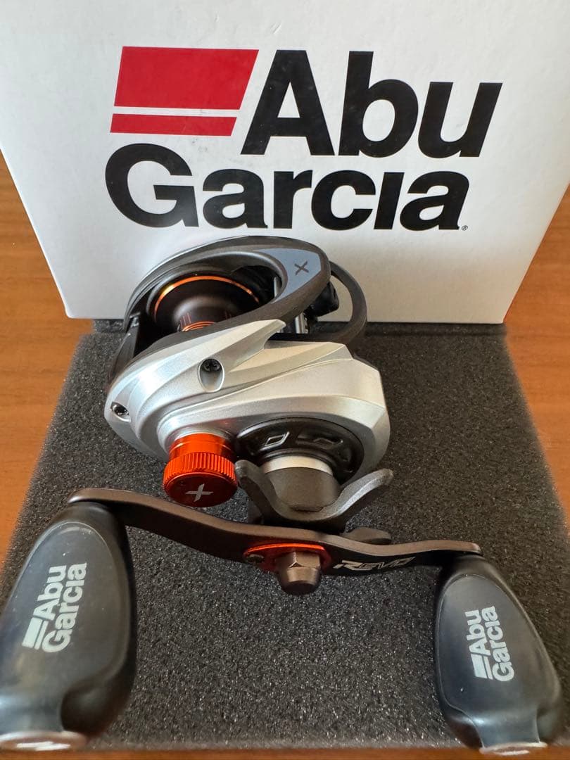 リール Abu Garcia REVO5X-HS