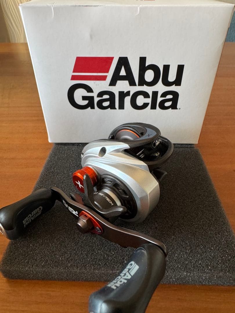 リール Abu Garcia REVO5X-HS