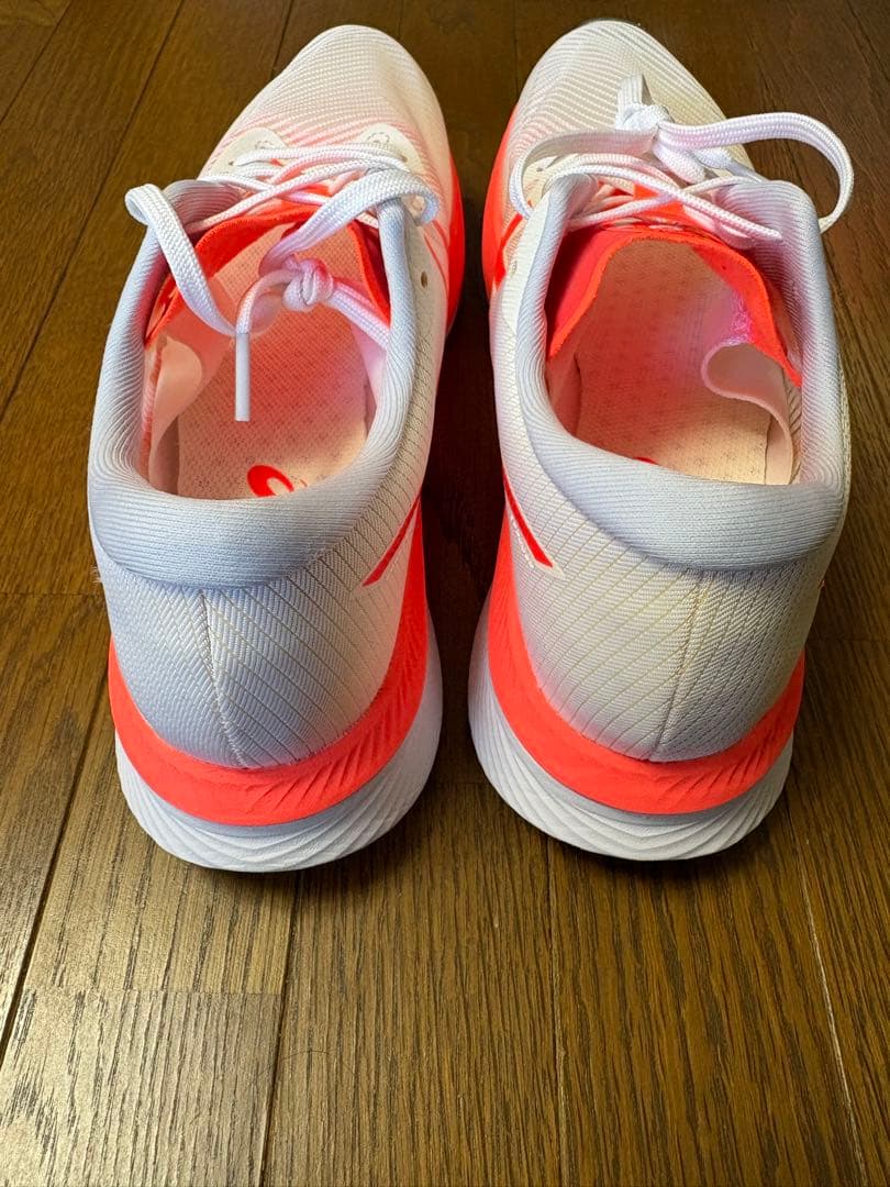 アシックスマジックスピード3 27.0cm ホワイト/レッド