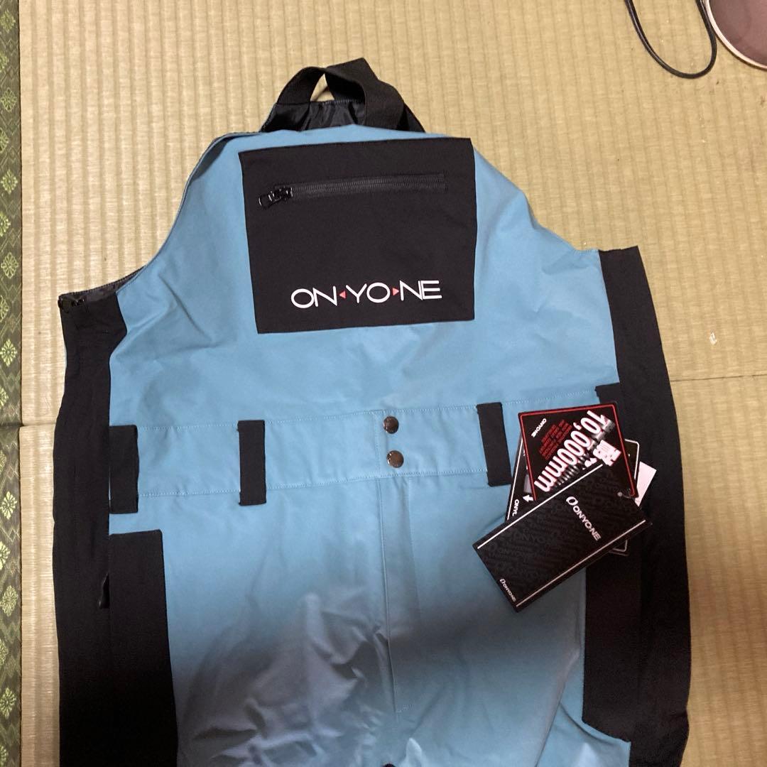 24/25NEWモデル オンヨネ　スキーウェア上下セット　サイズL