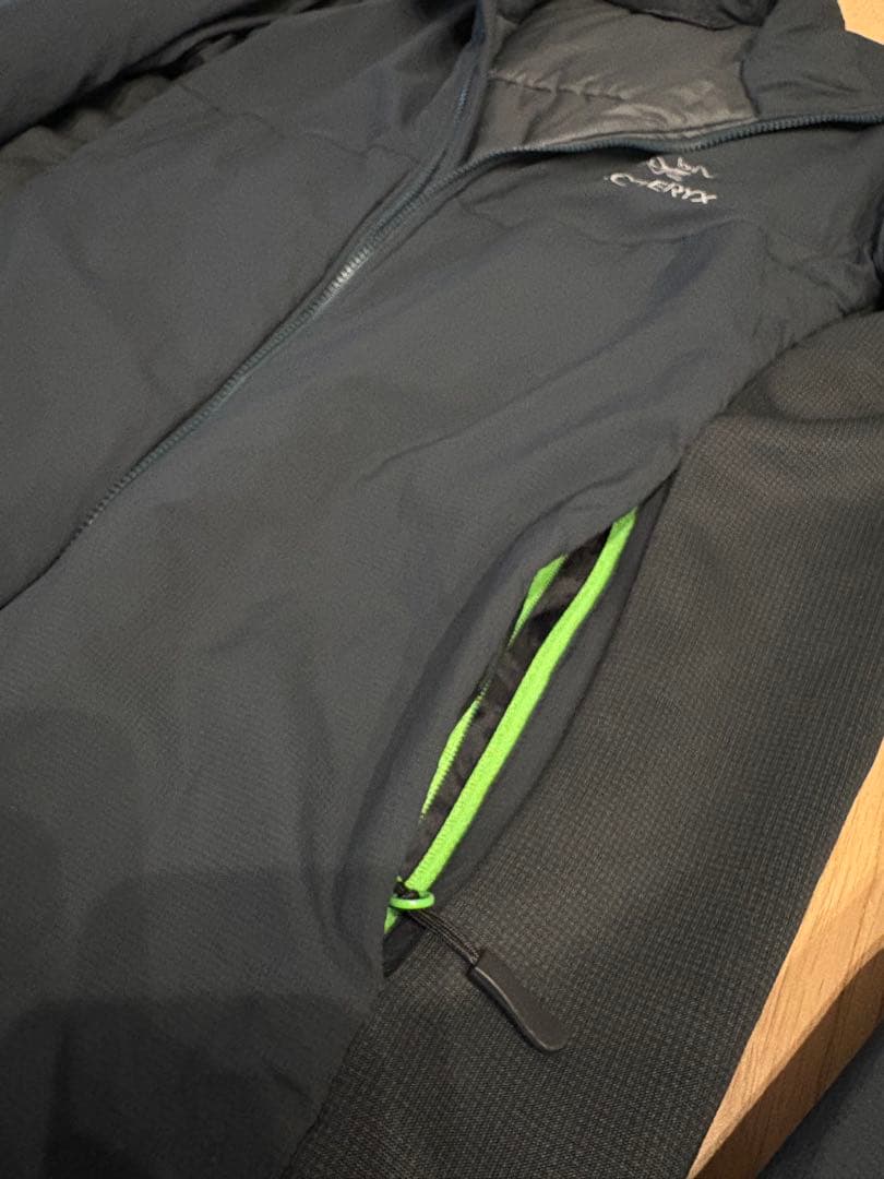 【中古】アークテリクス アトムLT ジャケット S ダークグリーン