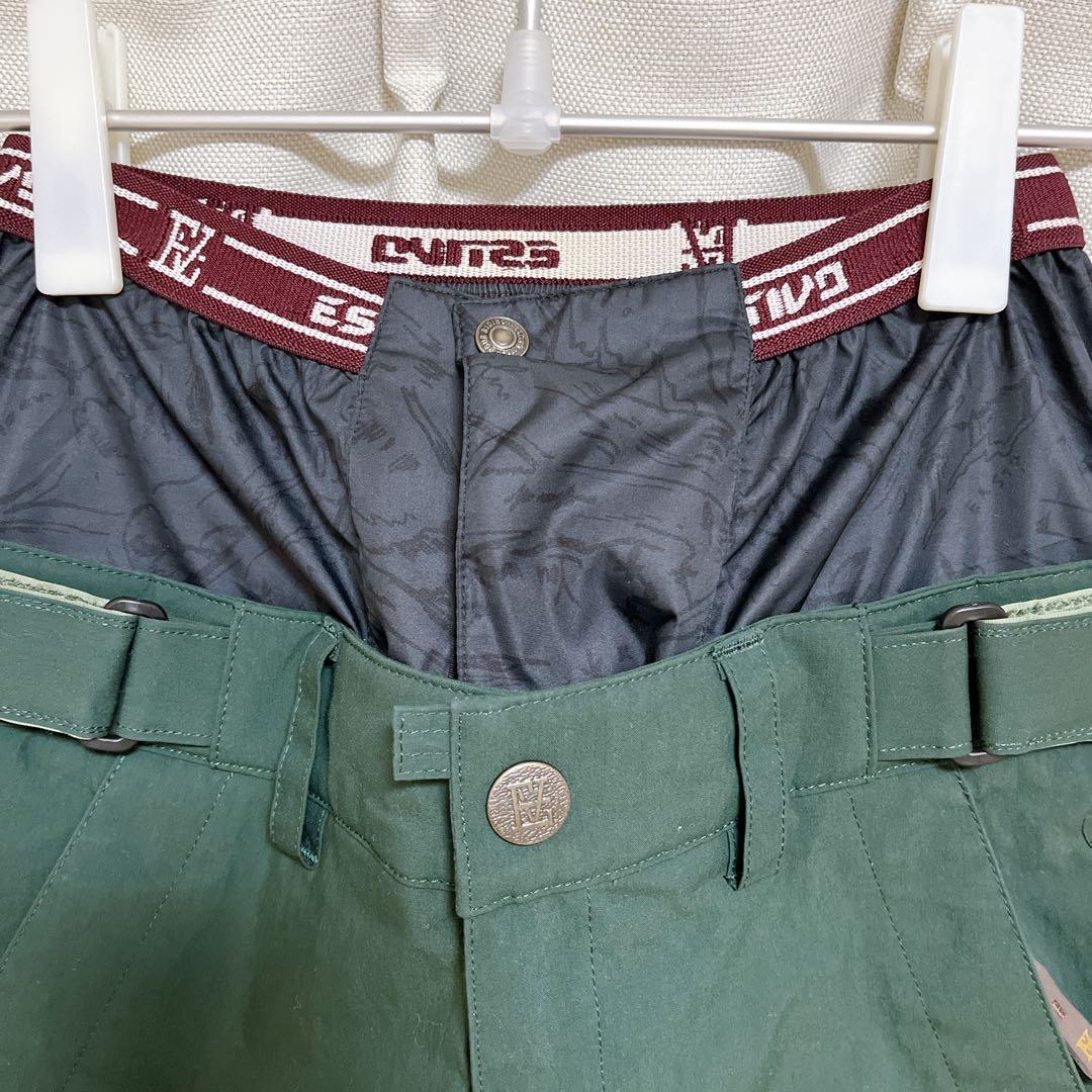 【美品】Mサイズ　スノーボードウェア　白　グリーン　上下セット ESTIVO