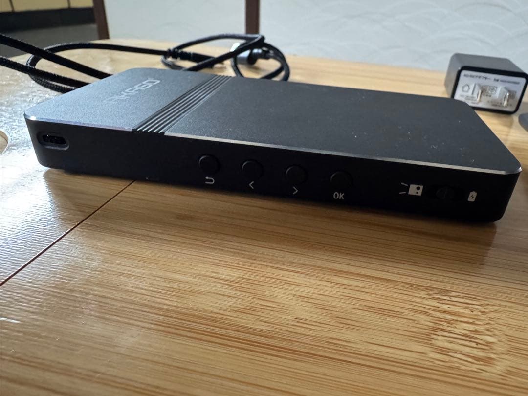 アカソー ミニビデオプロジェクター