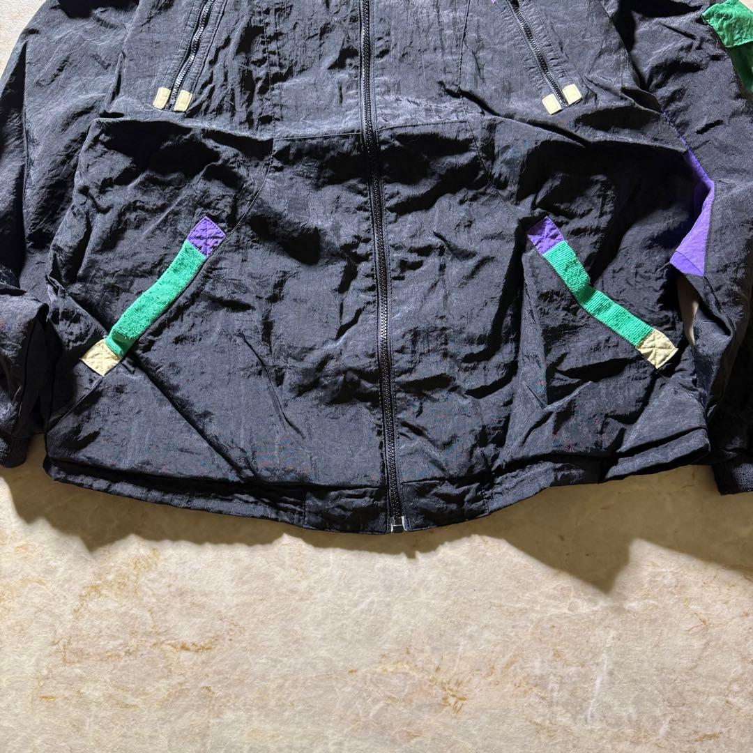 90s adidasナイロンジャケットL万国旗銀タグ CBOYクレイジーパターン