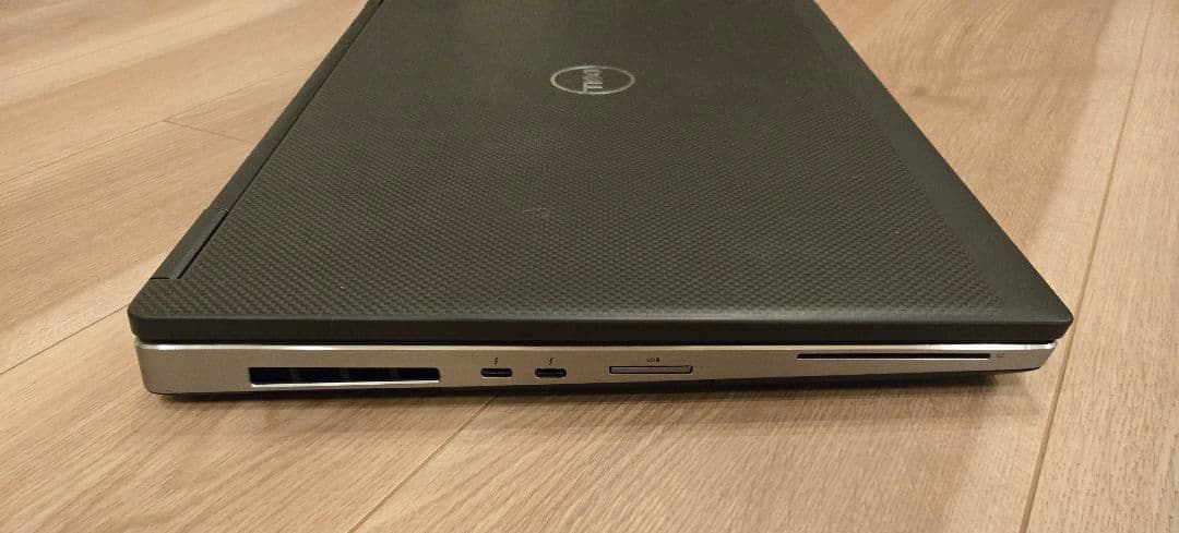 【未使用】Dell Precision 7740 i7/16GB/RTX3000