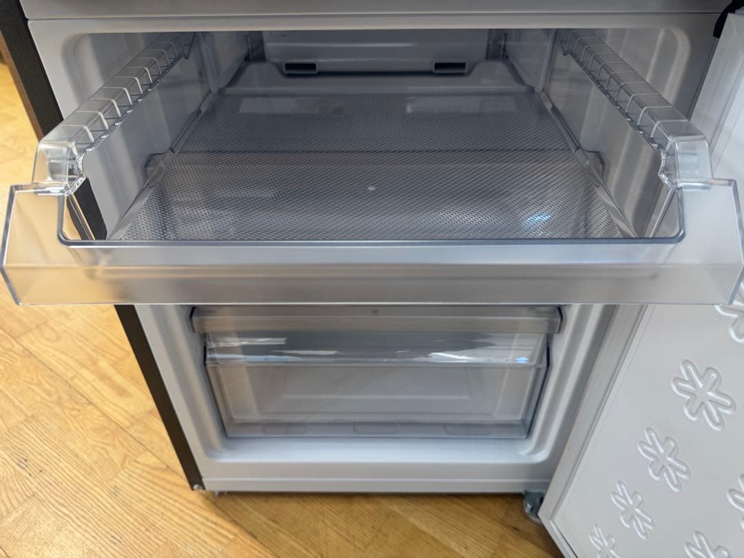 F003 Haier ２ドア　冷蔵庫 2024年製　右開き　148L