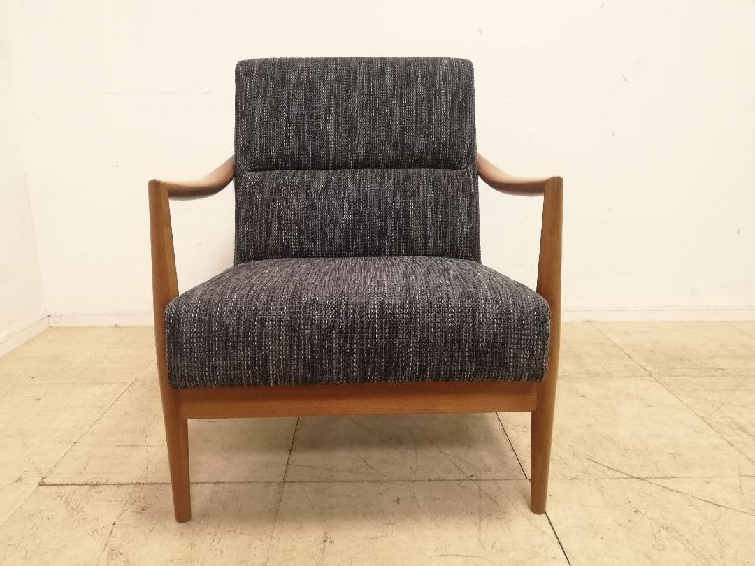 モデルルーム展示品 ACTUS 日進木工 現行モデル フォルムス ラウンジソファ