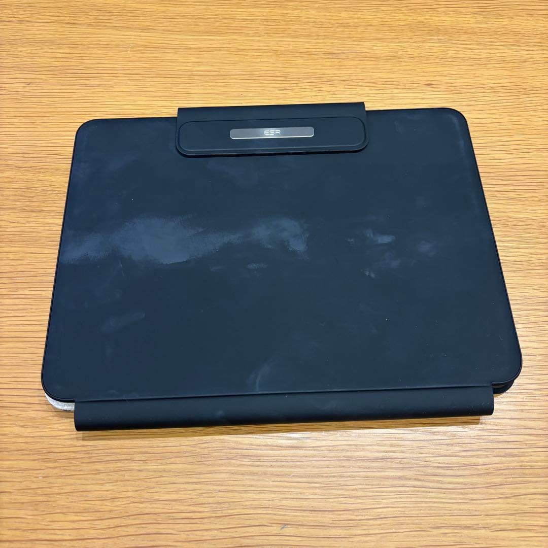 【早い者勝ち】ほぼ未使用！256GB！iPad 第10世代 キーボード付き