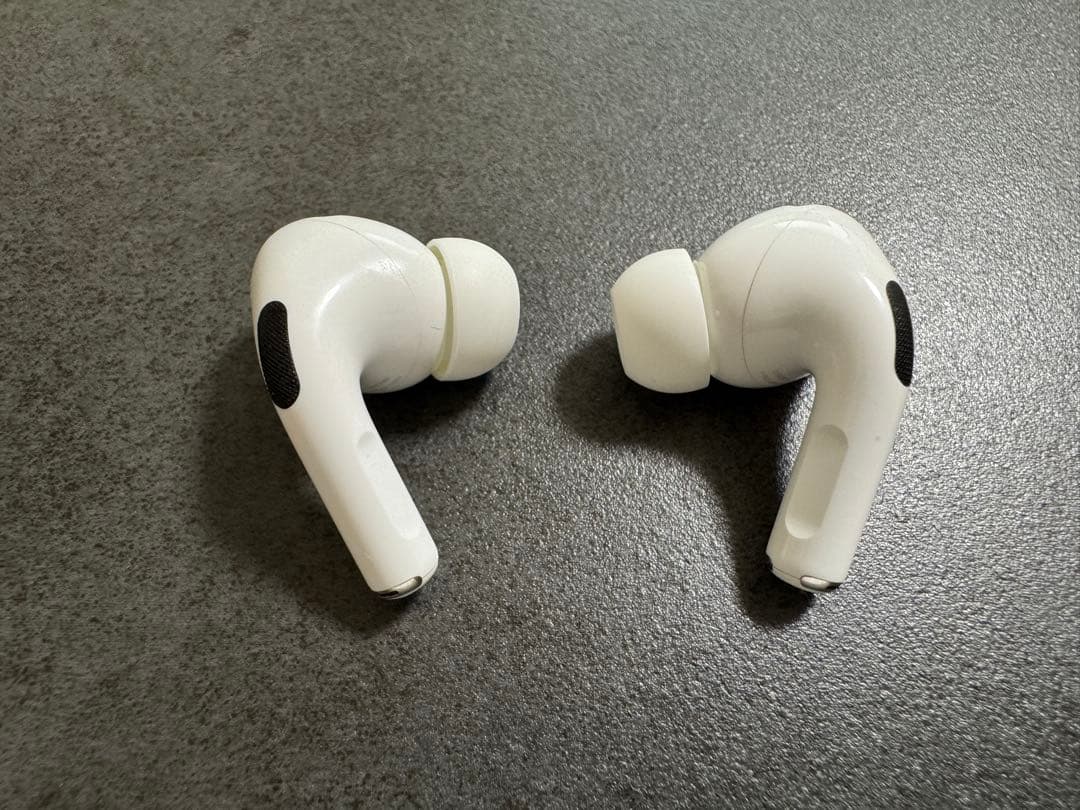 【美品】AirPods Pro 2世代 MagSafe充電ケース 豪華おまけ