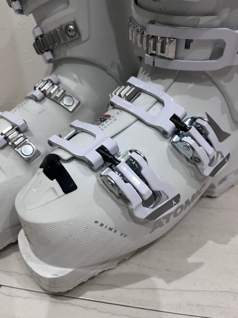 ATOMIC 3D GOLD スキー用ブーツ ホワイト