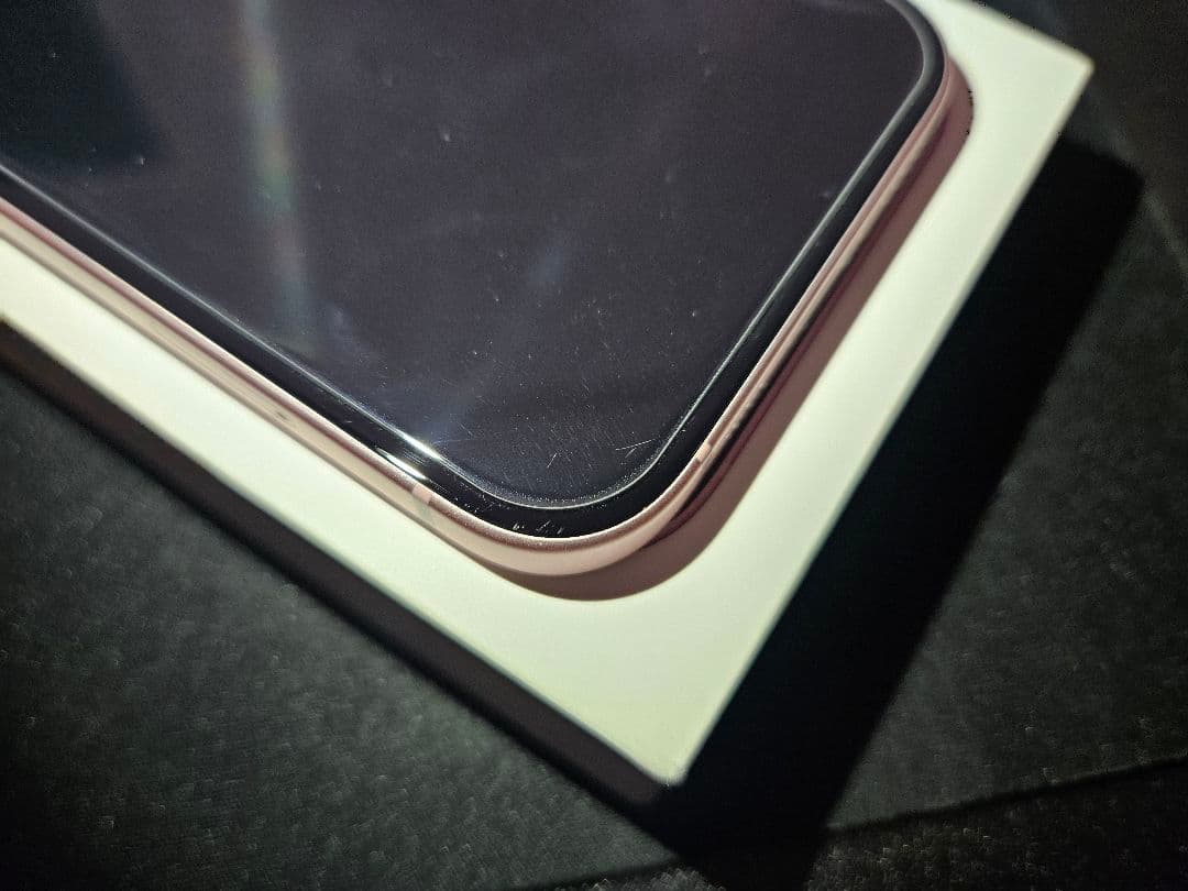 Apple iPhone 15 ピンク256G 本体