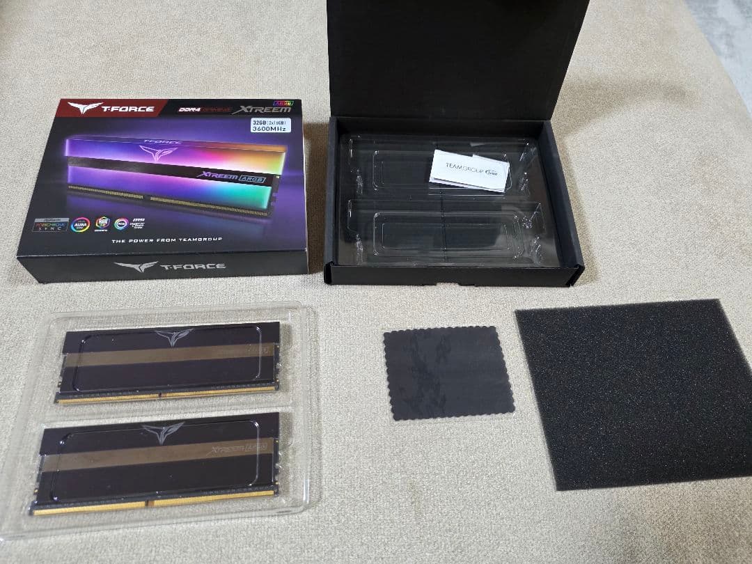 T-FORCE XTREEM ARGB DDR4 CL18 32GB メモリ