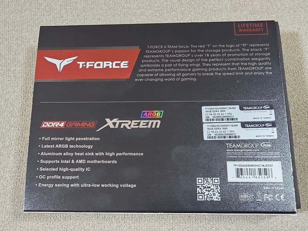 T-FORCE XTREEM ARGB DDR4 CL18 32GB メモリ