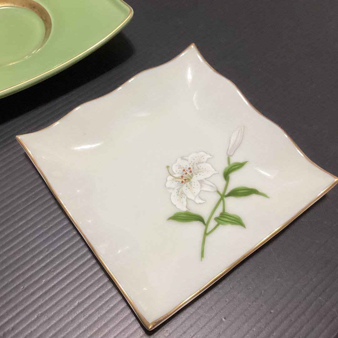 深川製磁　君島一郎　白百合、百合、カップ&ソーサー 、湯呑み茶碗&茶托　小皿