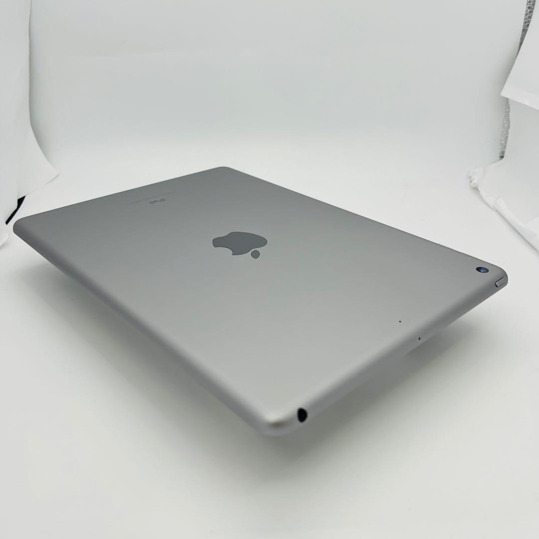 B 93% iPad 6 第6世代 64 GB Wi-Fi シルバー 本体