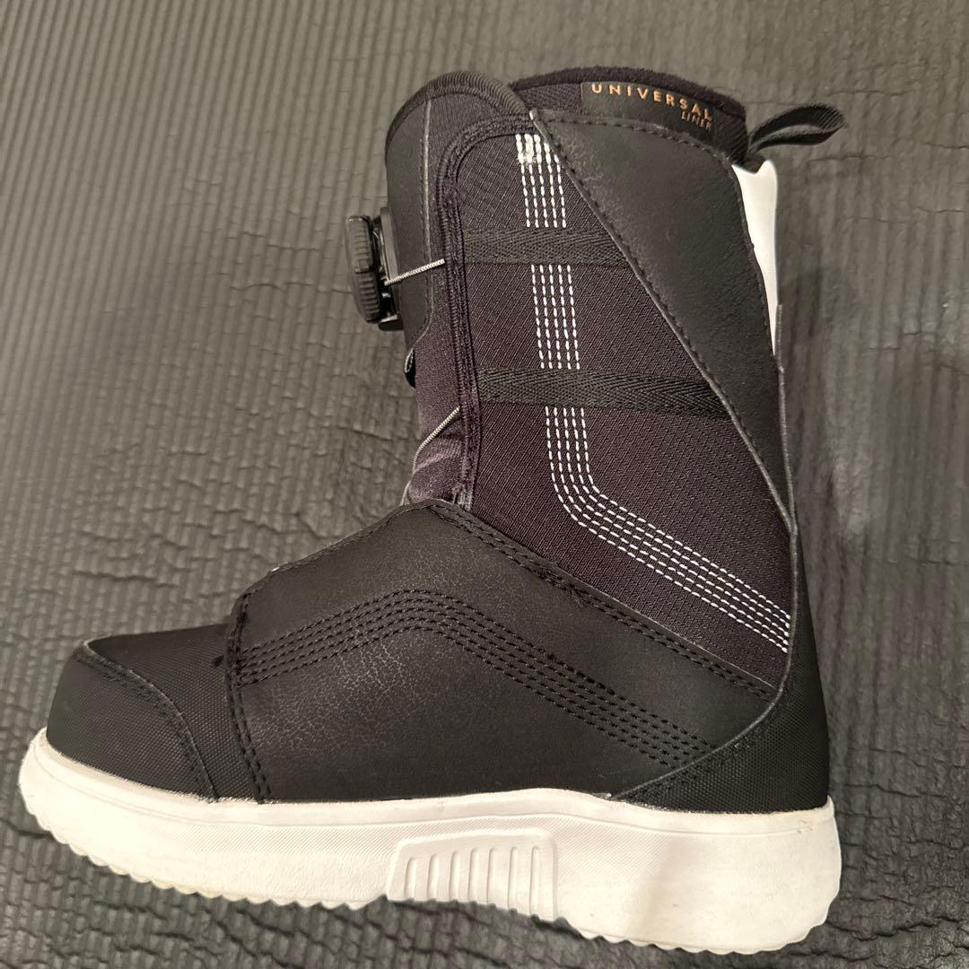 Salomon 子ども用スノーボードブーツ ブラック