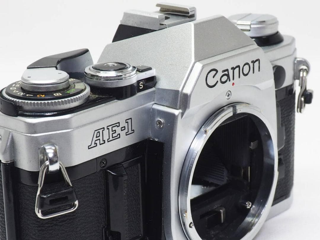 ■美品■ キャノン Canon AE-1 ボディ 《 動作良好 》