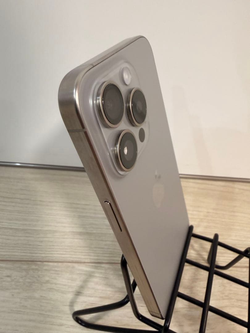 Apple iPhone 15 Pro 本体　256GB ジャンク