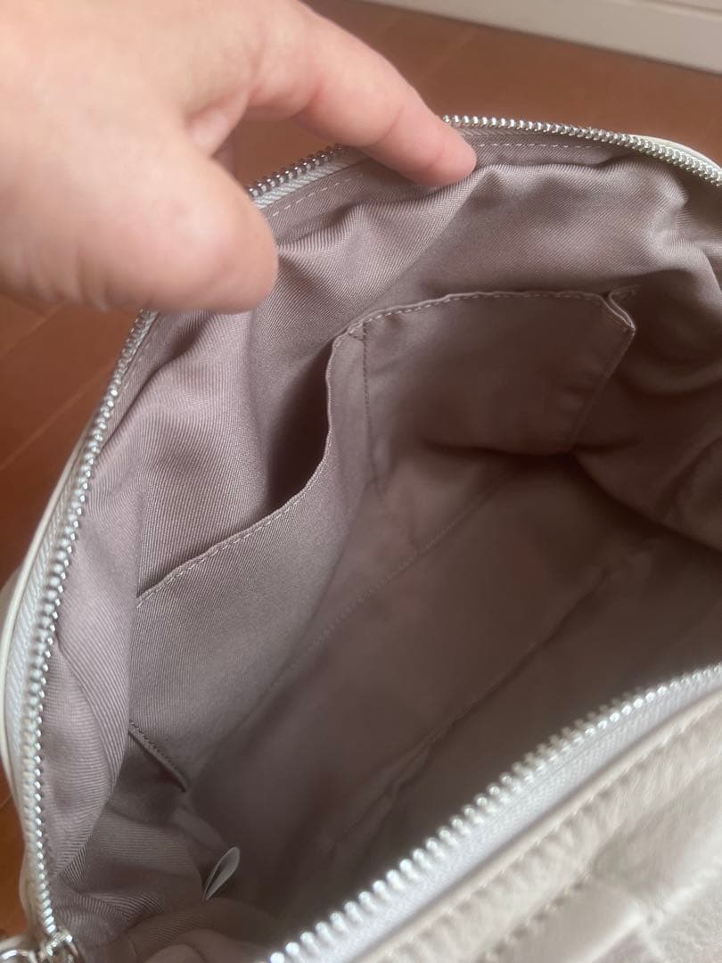 ear PAPILLONNER レザーフラップバッグS