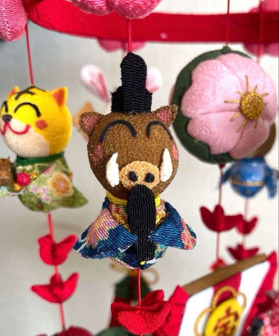 吊るし飾り (十二支) 木目込みまり(桜)