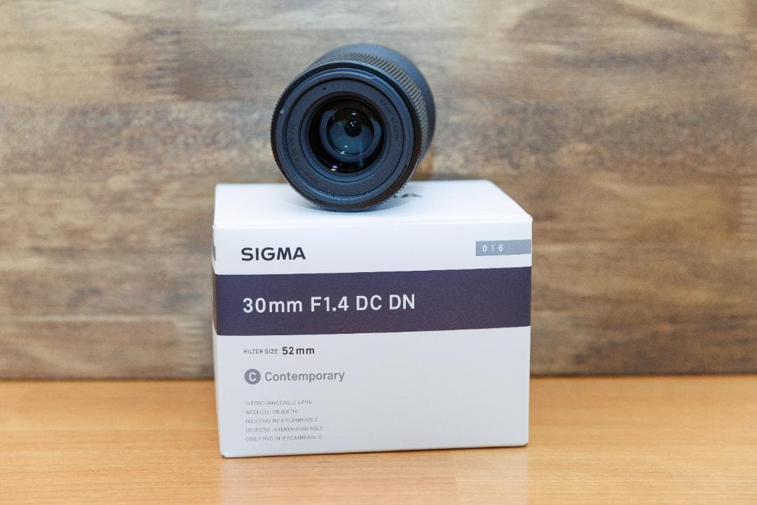 SIGMA Contemporary 30mm F1.4 DCDN RFマウント