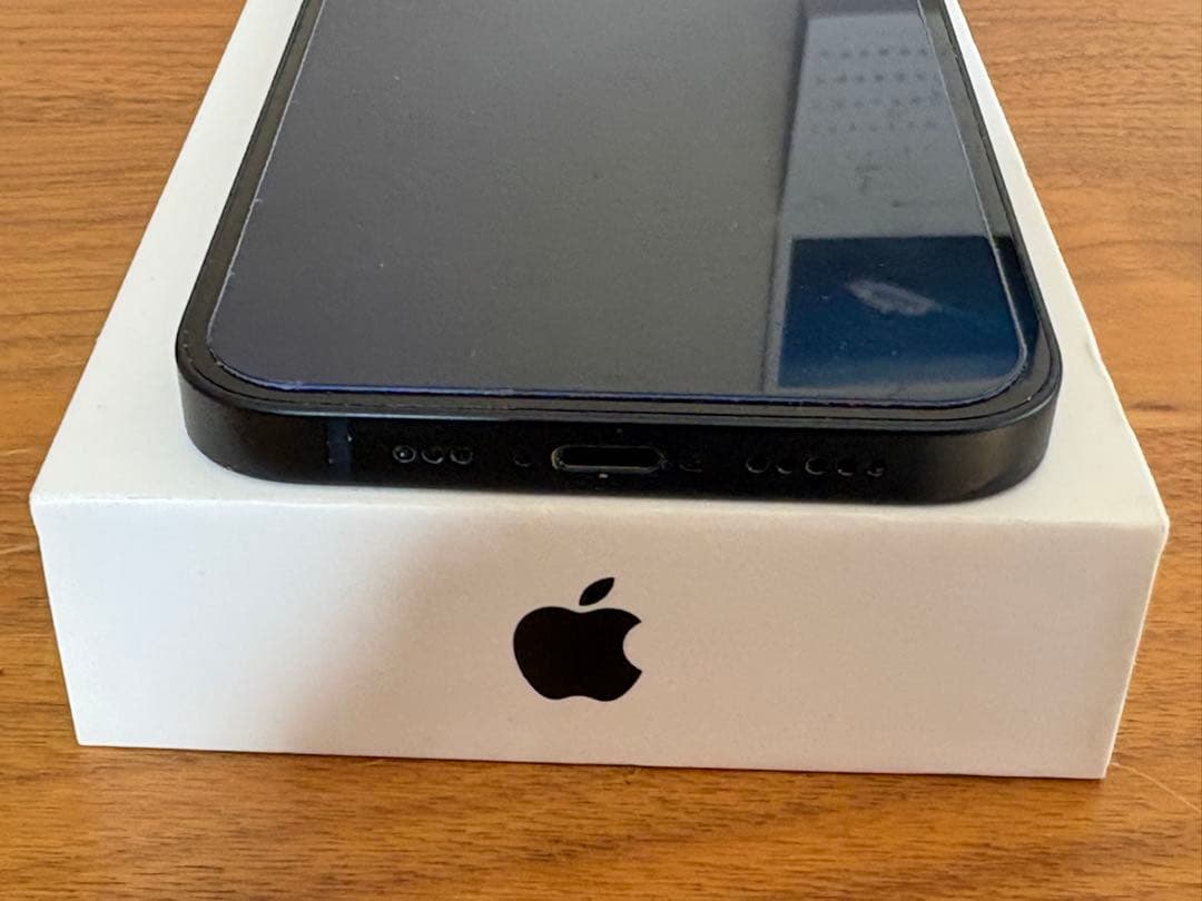 美品iPhone 13 ミッドナイト 128GB SIMフリー 箱あり・禁煙環境