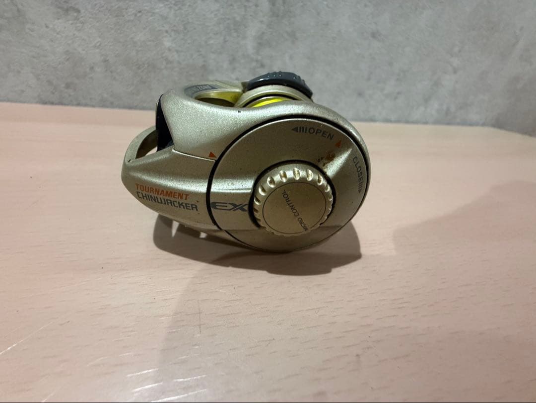 リール Daiwa tournament chinu jacker