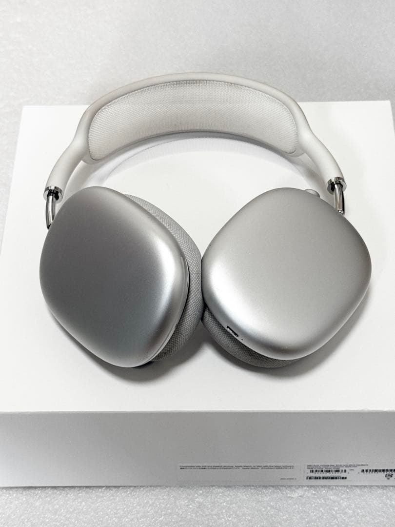 Apple保証付き　2024年6月購入品　AirPods Max Silver