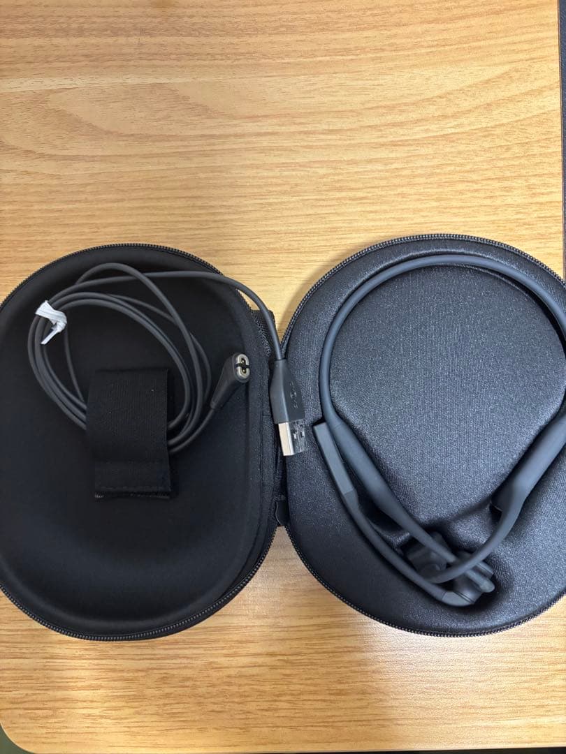 SHOKZ OPENCOMM2 骨伝導イヤホン