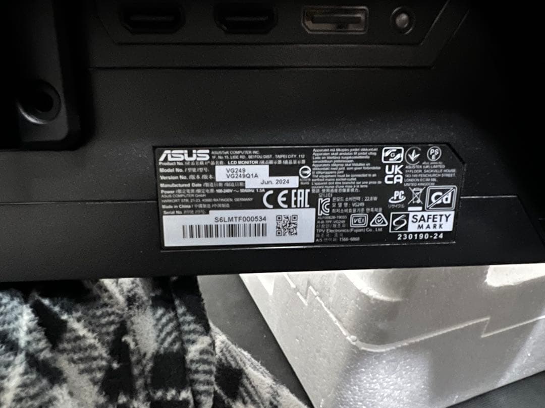 ASUS TUF GAMING VG1A 23.8インチ 165Hz