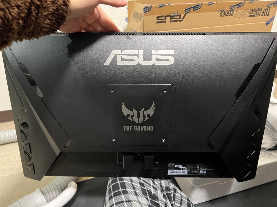 ASUS TUF GAMING VG1A 23.8インチ 165Hz