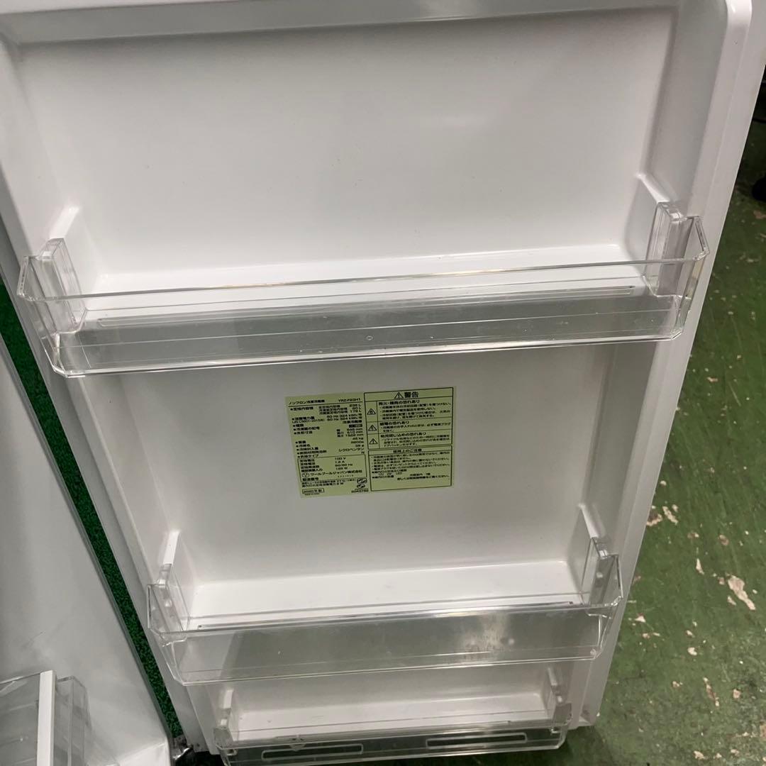 712 ヤマダセレクト　冷蔵庫　小型　一人暮らし　236L 200L強　きれい