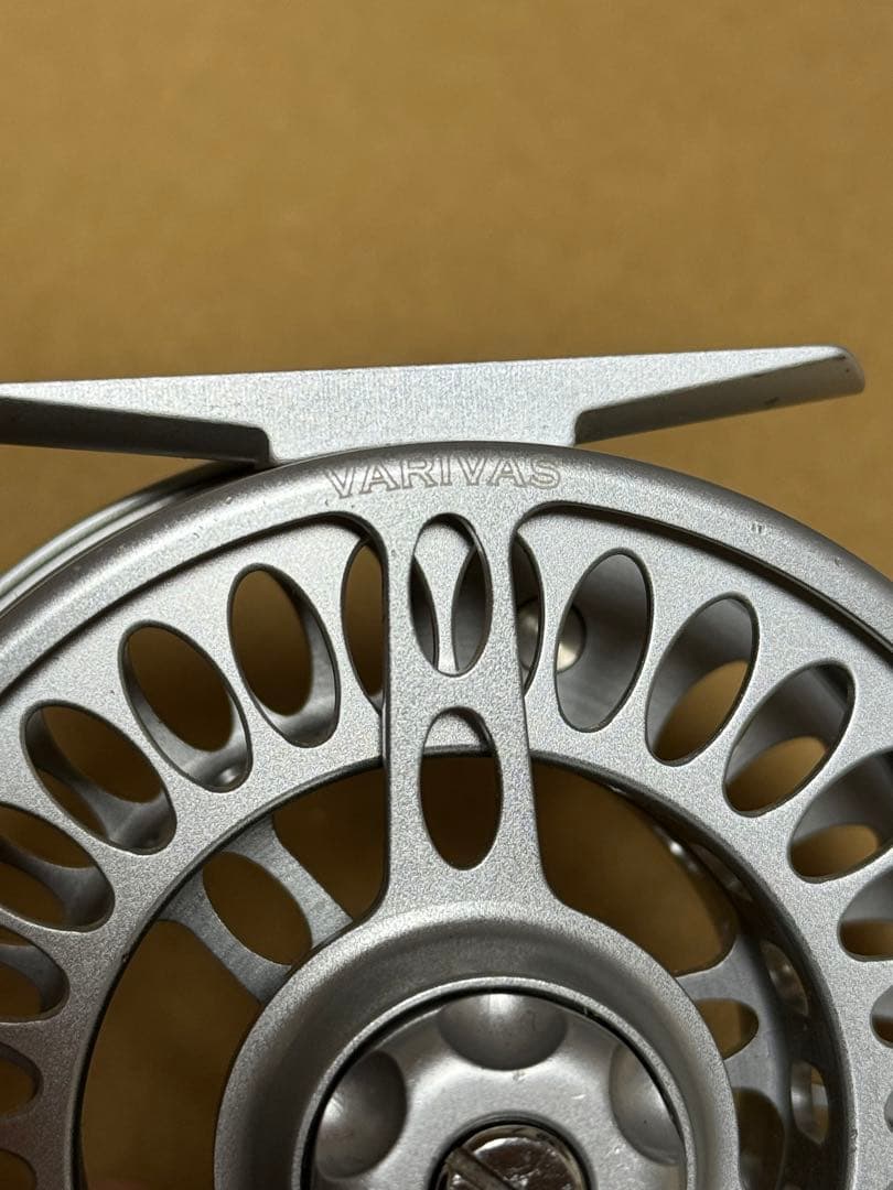 バリバス フライリール V06142