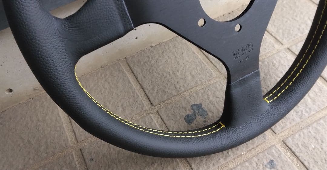 J*様 momo ベローチェ 32パイ ほぼ未使用品