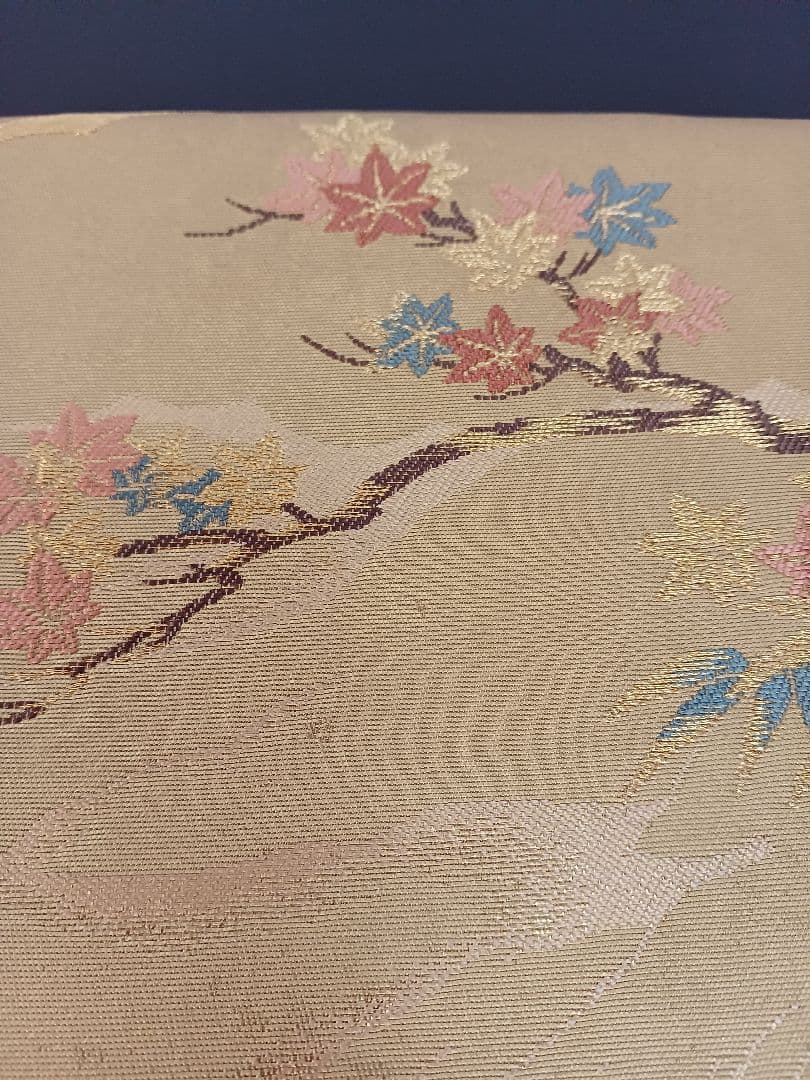 ［お太鼓柄］袋帯　新品未使用品　本金箔　宮中花車文　450cm O-015