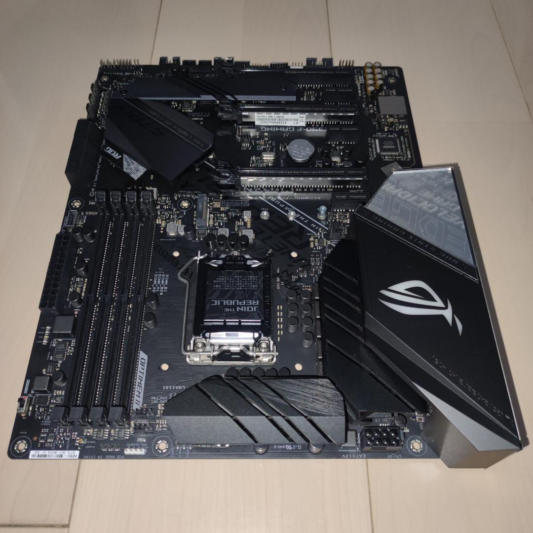 ASUS ROG STRIX Z390-F マザーボード