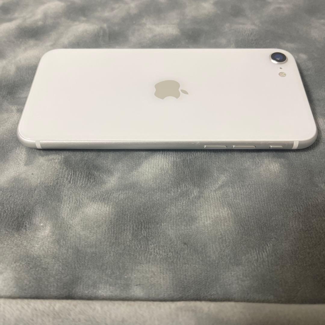 iPhoneSE (第2世代) ホワイト SIMフリー バッテリー最大容量86%