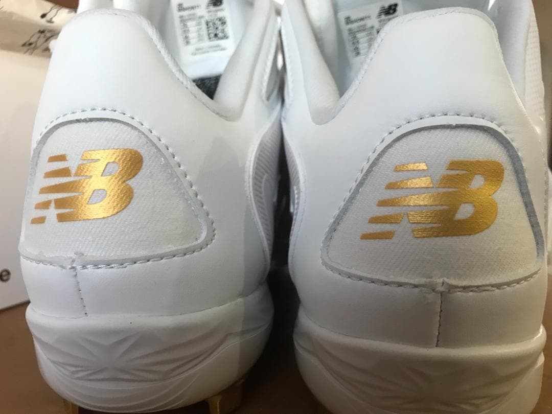 Ohtani v1 l WT1 ニューバランス　スパイク　品切れ品