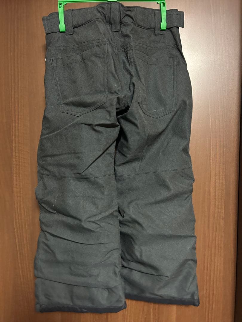 【美品・おまけ付】BURTONキッズスノーボードウェア上下セット