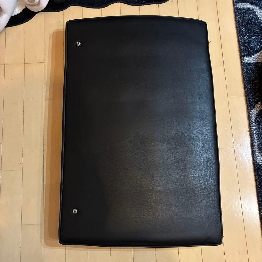 ＢＴmrバルセロナチェア