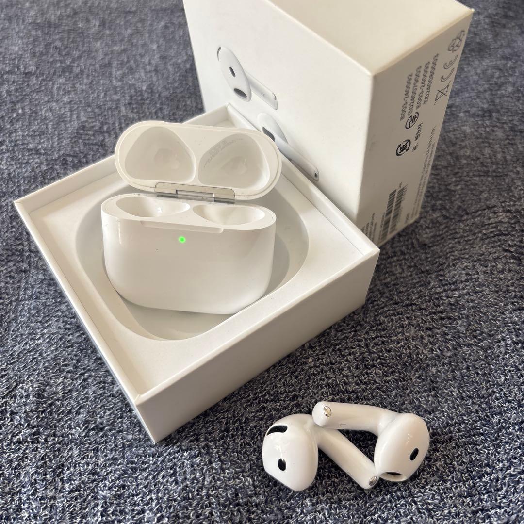 Apple AirPods 第三世代　本体　箱付き