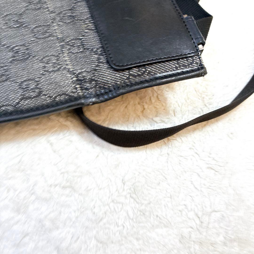 グッチ　サコッシュ　ショルダーバッグ　ナイロン　レザー　黒