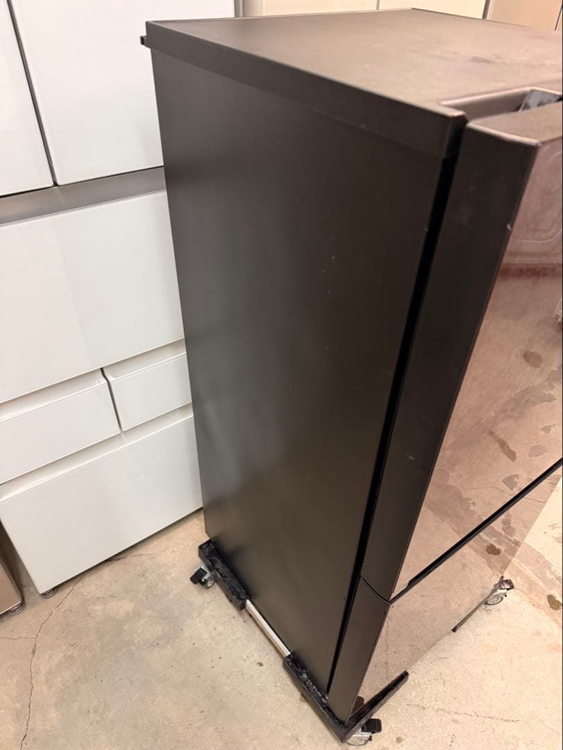 2019年式 134L Hisense 冷蔵庫 HR-G13A-BR