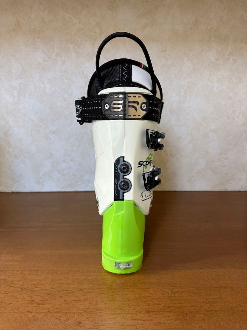 Dalbello Scorpion スキーブーツ グリーン/ホワイト