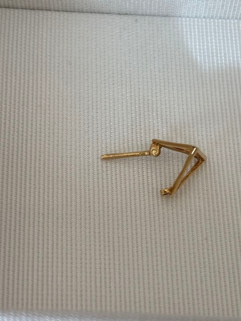 Shihara シハラ トライアングルピアス 10 k18