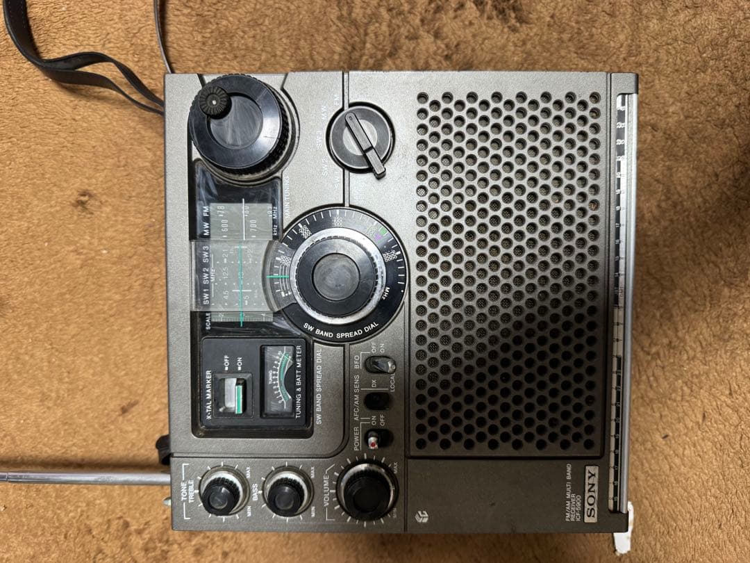 SONY ICF-5900マルチ5バンドFM/MW/SW1/SW2/SW3