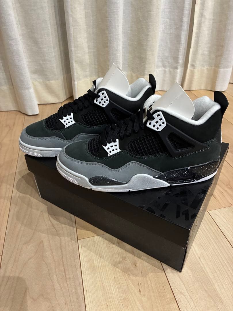 シューズ(男性用) Air Jordan 4 Retro Fear 28cm