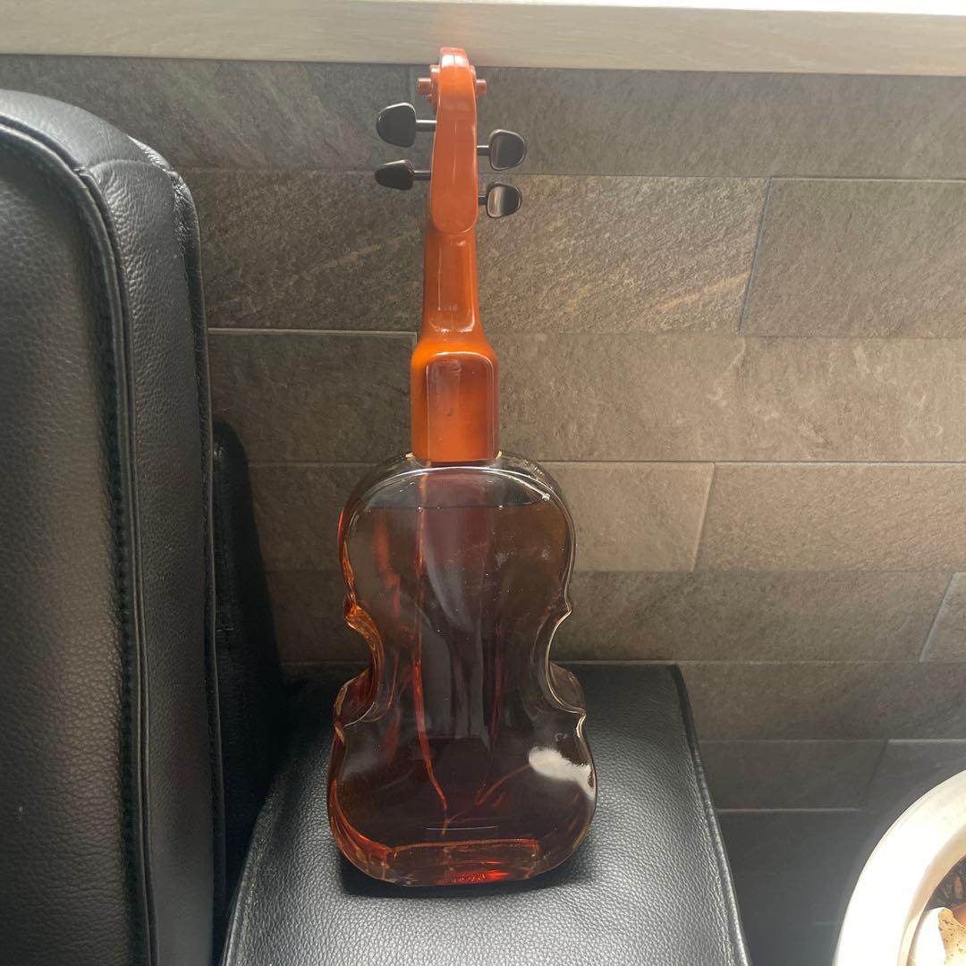 ◆未開栓 サントリー ローヤル ウイスキー バイオリン型ボトル