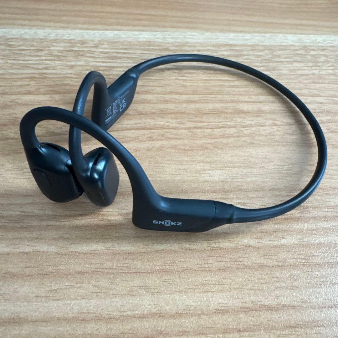 Shokz 骨伝導イヤホン ブラック　open run pro