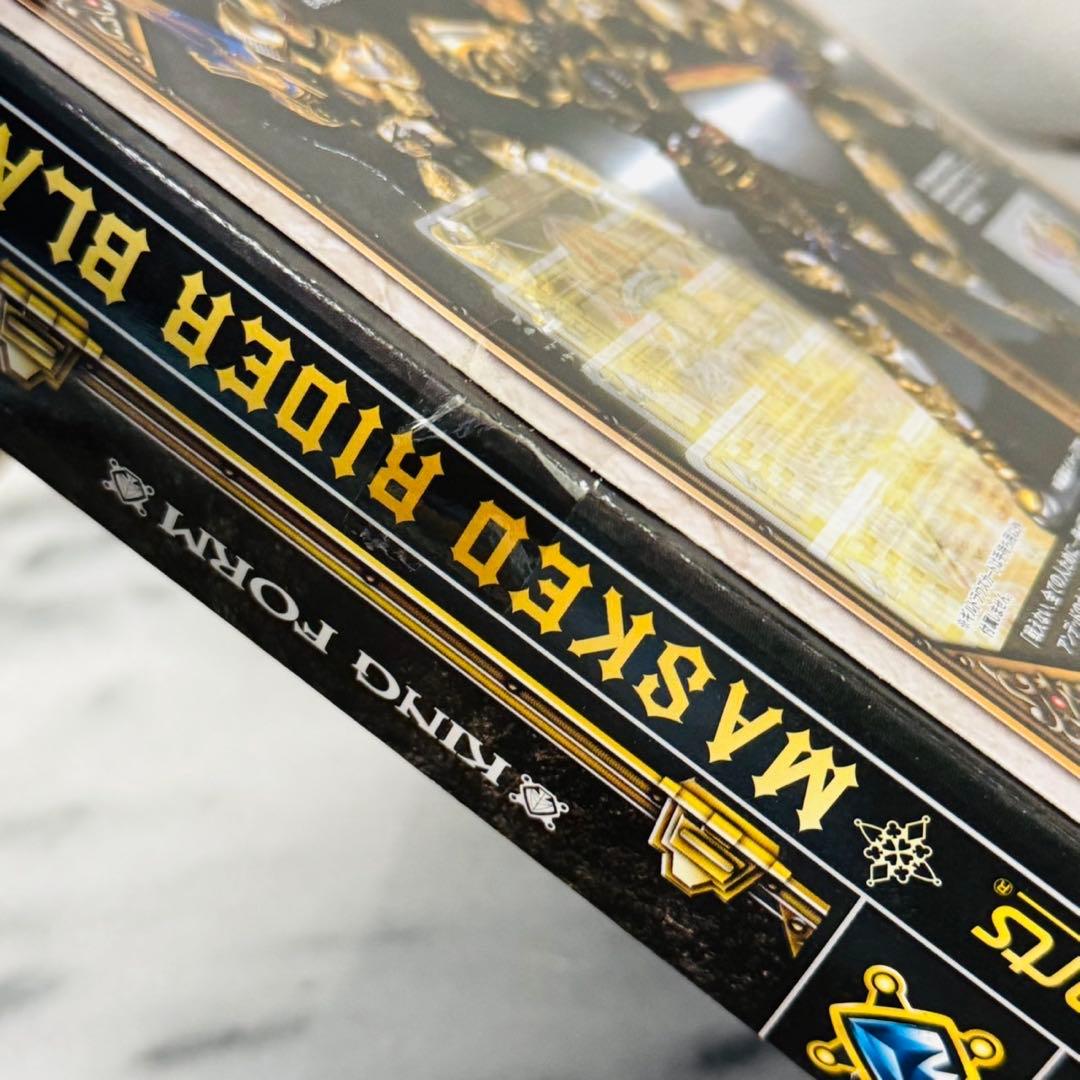 W*i様 D91新品！S.H.Figuarts 仮面ライダーブレイド キングフォ